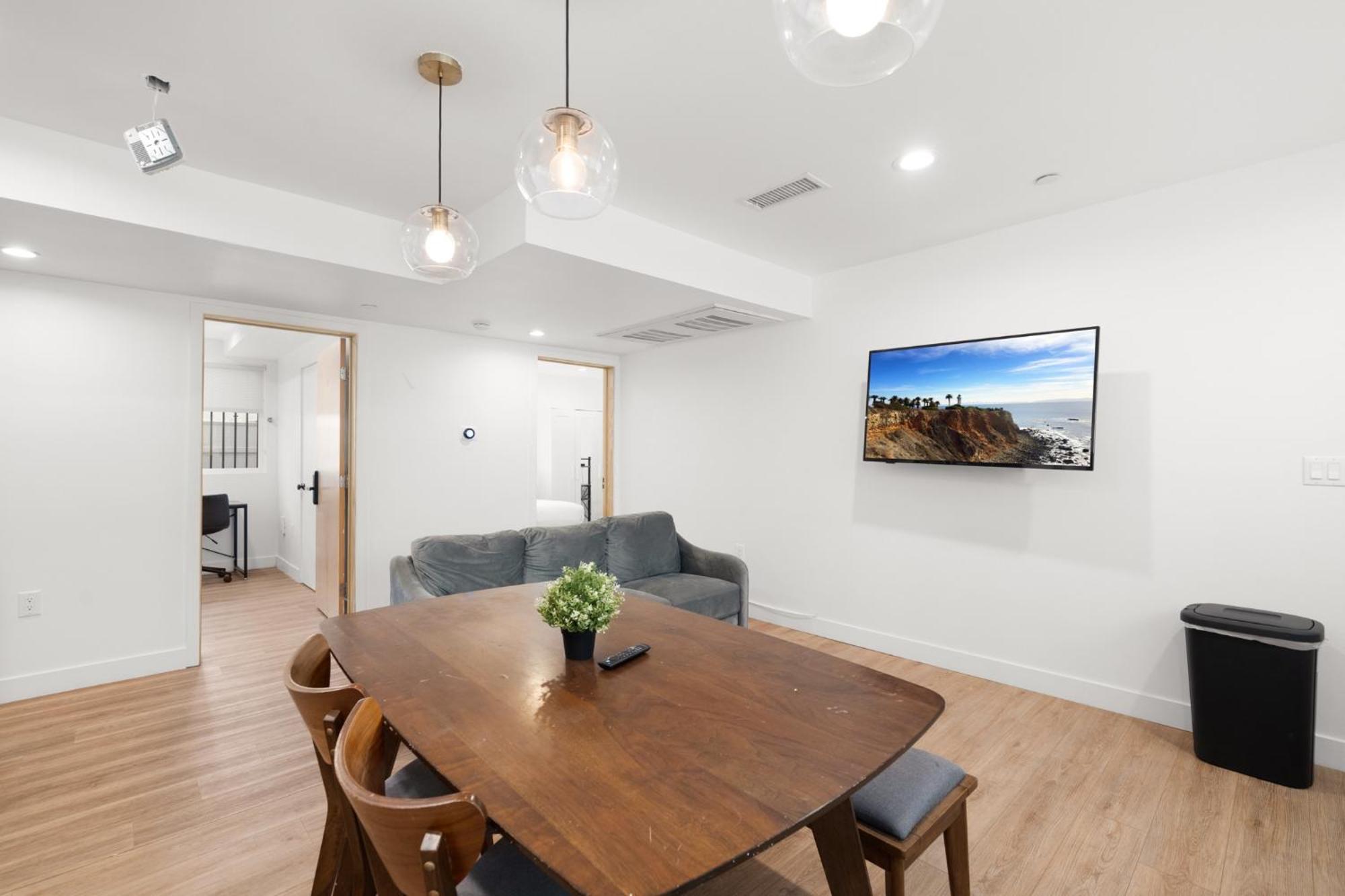 Charming Urban Retreat Near Usc In La- Private Room With Share Living Room With Kitchen Los Angeles Ngoại thất bức ảnh